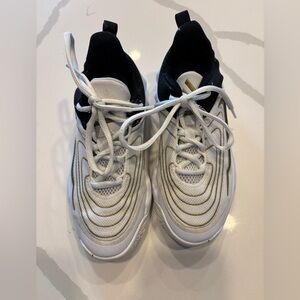 Nike Immortality White and Gold basketball sneakers